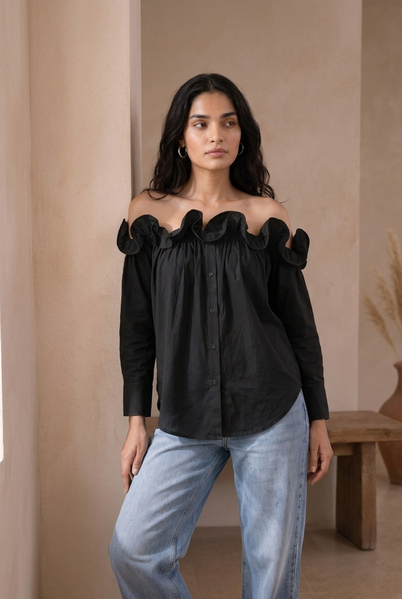 Gemma Shirt - Black front